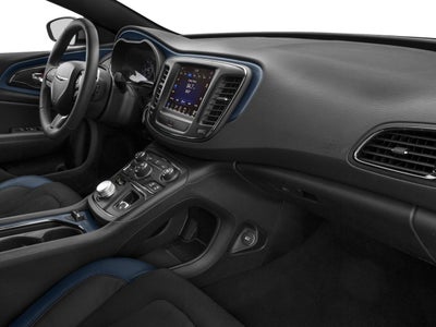 2016 Chrysler 200 4dr Sdn Touring FWD