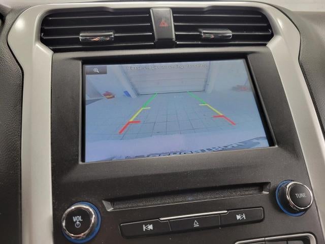 2016 Ford Fusion 4dr Sdn SE FWD