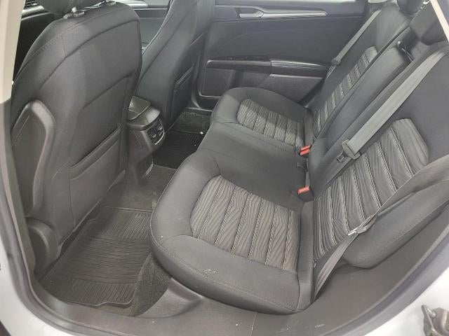 2016 Ford Fusion 4dr Sdn SE FWD