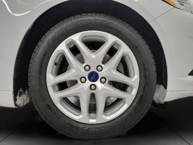 2016 Ford Fusion 4dr Sdn SE FWD