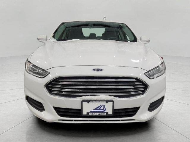 2016 Ford Fusion 4dr Sdn SE FWD
