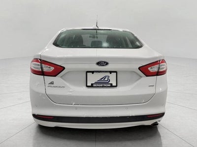 2016 Ford Fusion 4dr Sdn SE FWD