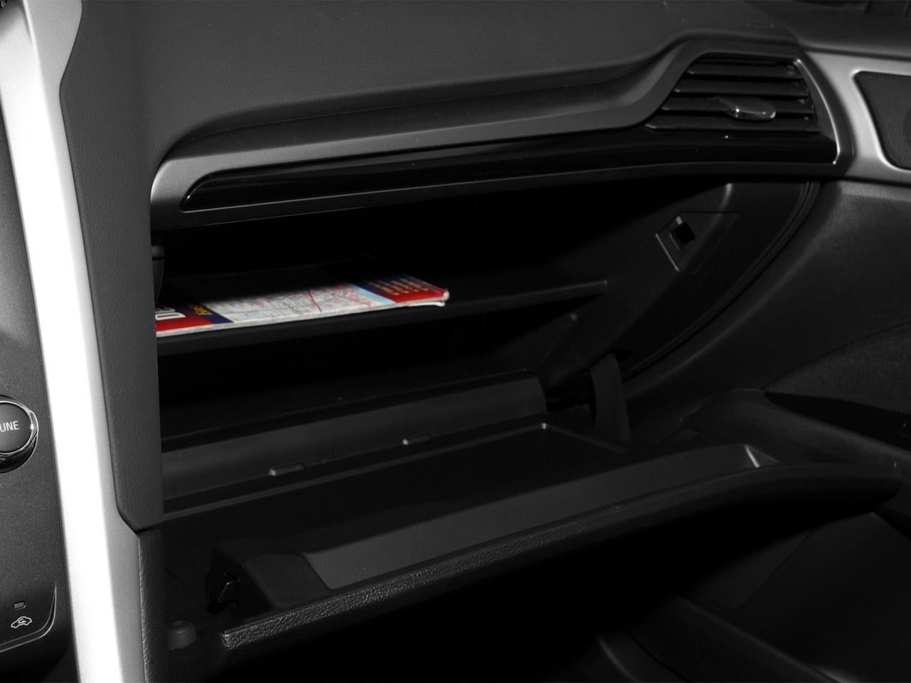 2016 Ford Fusion 4dr Sdn SE FWD