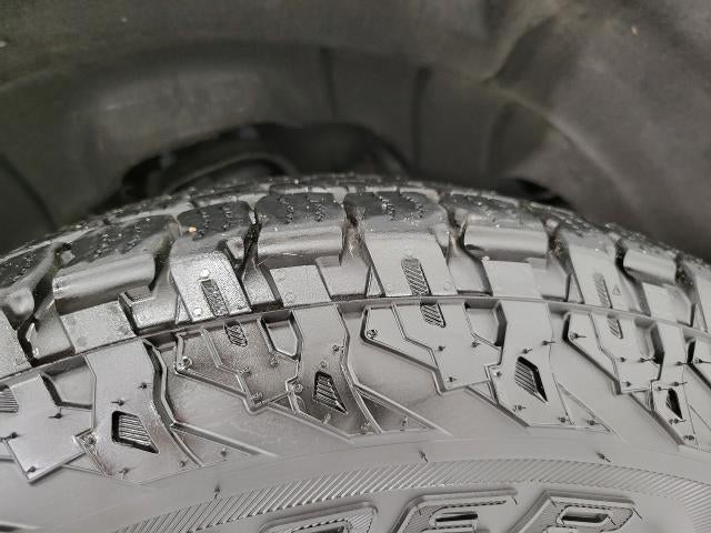 2017 Chevrolet Colorado Extended Cab Long Box 4-Wheel Drive LT