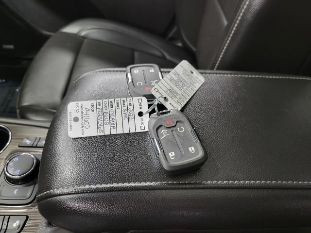 2023 GMC Acadia AWD SLT