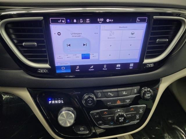 2024 Chrysler Pacifica Touring L FWD