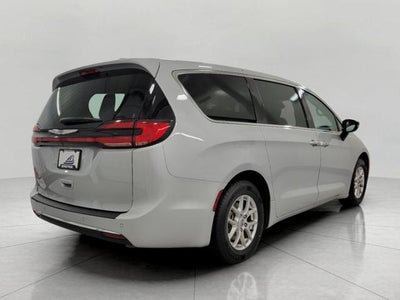 2024 Chrysler Pacifica Touring L FWD