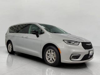 2024 Chrysler Pacifica Touring L FWD
