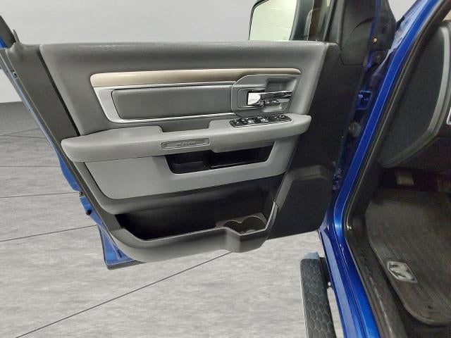 2017 RAM 1500 Big Horn 4x4 Crew Cab 5'7" Box