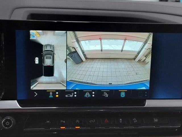 2022 Chevrolet Silverado 1500 Crew Cab Short Box 4-Wheel Drive RST