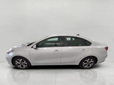 2020 Kia Forte FE Manual
