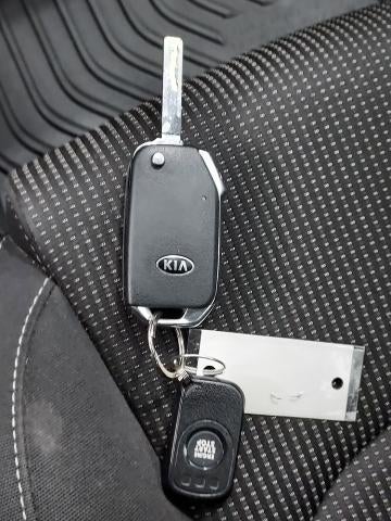 2020 Kia Forte FE Manual