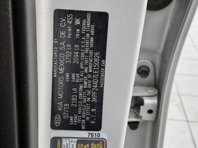 2020 Kia Forte FE Manual