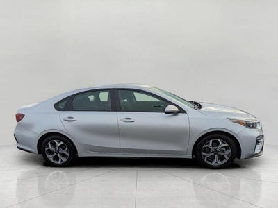 2020 Kia Forte FE Manual
