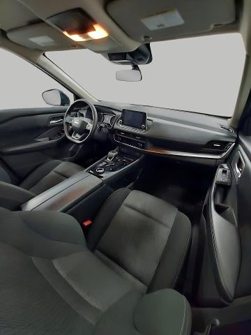 2025 Nissan Rogue AWD SV