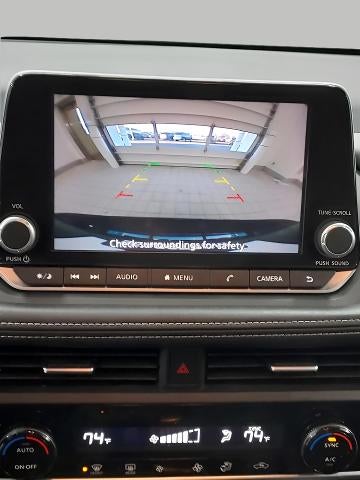 2025 Nissan Rogue AWD SV