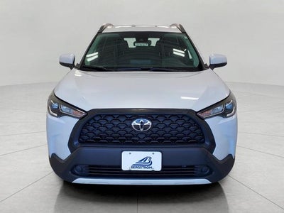 2022 Toyota Corolla Cross LE 4WD (Natl)