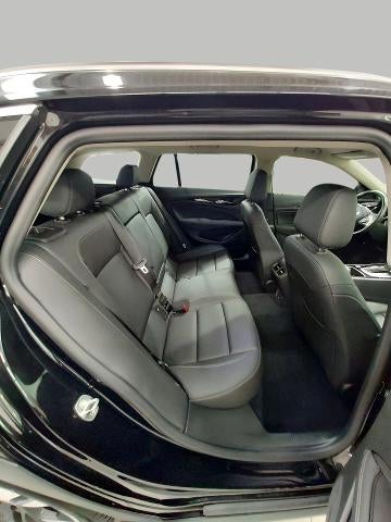 2019 Buick Regal TourX Essence AWD