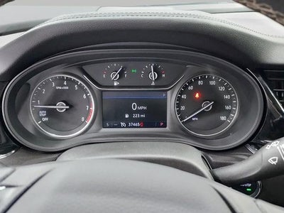 2019 Buick Regal TourX Essence AWD