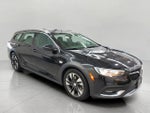 2019 Buick Regal TourX Essence AWD