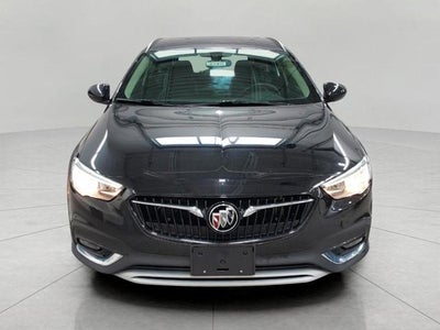 2019 Buick Regal TourX Essence AWD