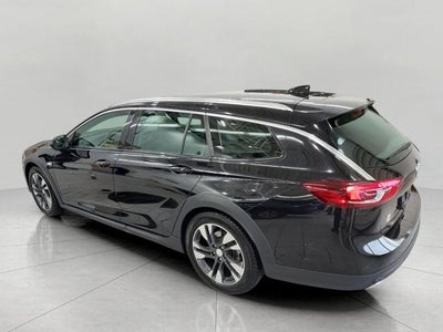 2019 Buick Regal TourX Essence AWD