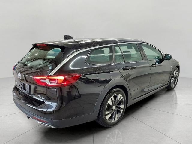2019 Buick Regal TourX Essence AWD