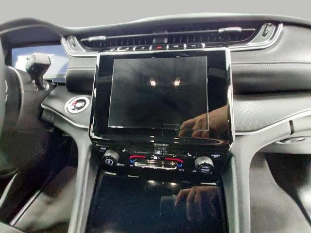 2024 Jeep Grand Cherokee L Altitude 4x4
