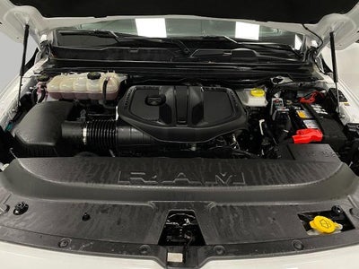 2025 RAM 1500 Big Horn Crew Cab 4x4 5'7" Box