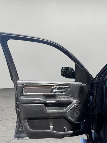 2021 RAM 1500 Laramie Crew Cab 4x4 5'7" Box