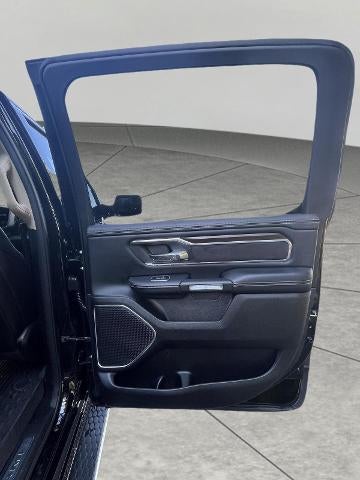 2021 RAM 1500 Laramie Crew Cab 4x4 5'7" Box