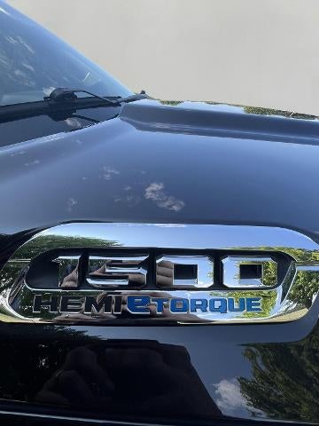2021 RAM 1500 Laramie Crew Cab 4x4 5'7" Box