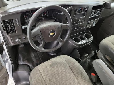 2025 Chevrolet Express Passenger 1LS