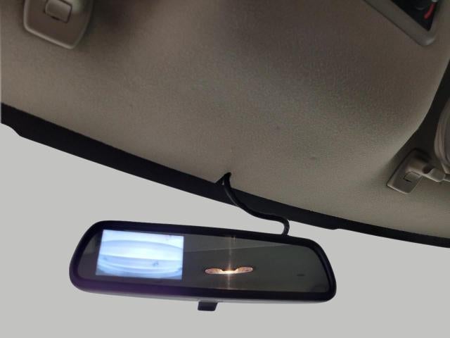 2025 Chevrolet Express Passenger 1LS