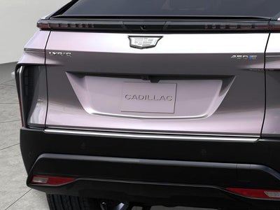 2025 Cadillac LYRIQ Luxury 3