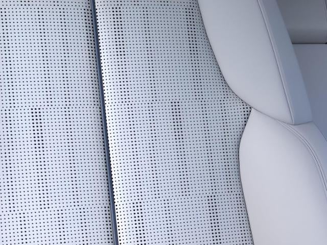 2025 Cadillac LYRIQ Luxury 3