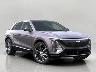 2025 Cadillac LYRIQ Luxury 3