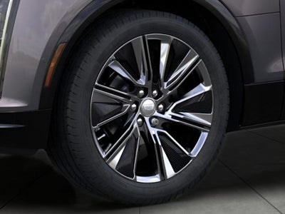 2025 Cadillac LYRIQ Luxury 3