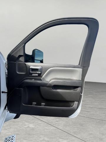 2023 Chevrolet Silverado 5500 HD Work Truck