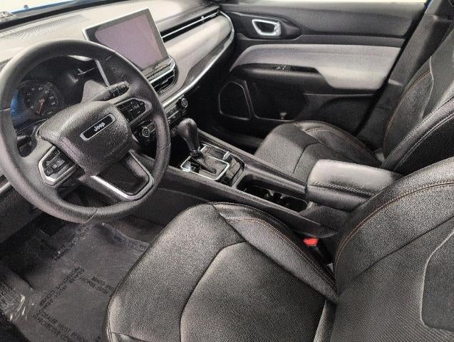 2023 Jeep Compass Latitude Lux FWD