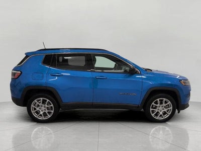 2023 Jeep Compass Latitude Lux FWD
