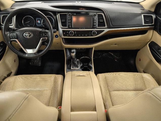 2019 Toyota Highlander Limited Platinum