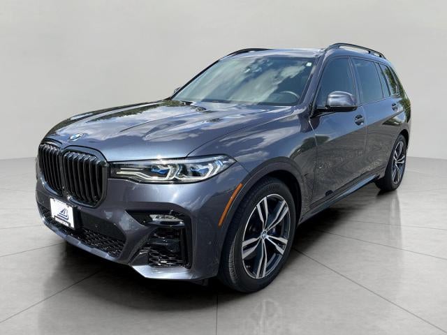 2022 BMW X7 M50i