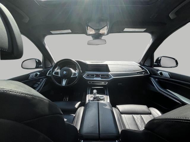 2022 BMW X7 M50i