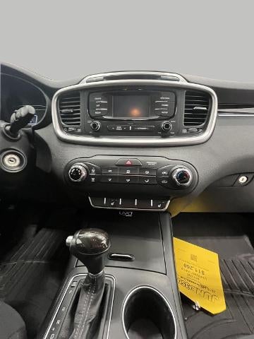 2016 Kia Sorento 2.4L LX