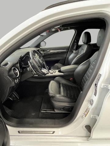 2023 Alfa Romeo Stelvio Veloce AWD
