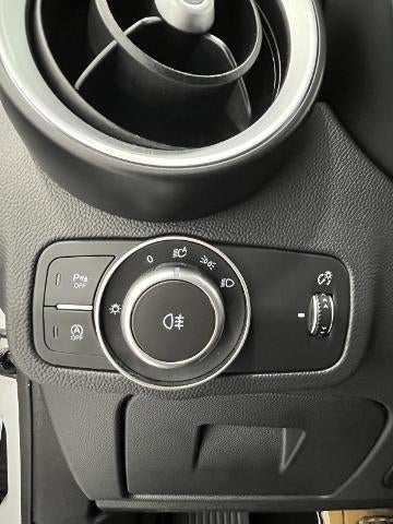 2023 Alfa Romeo Stelvio Veloce AWD